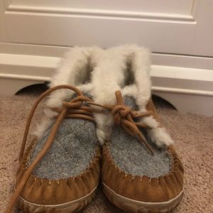 Sorrel short warm boots. Worn once.